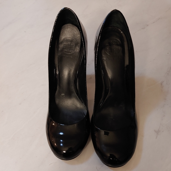 Tory Burch Patent Leather Glitter Colin Heels - Picture 3 of 4